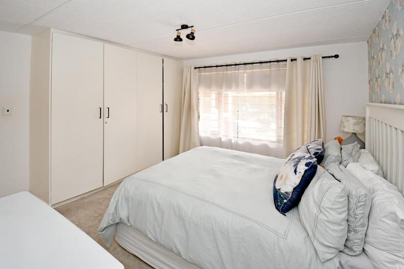 2 Bedroom Property for Sale in Morningside Gauteng