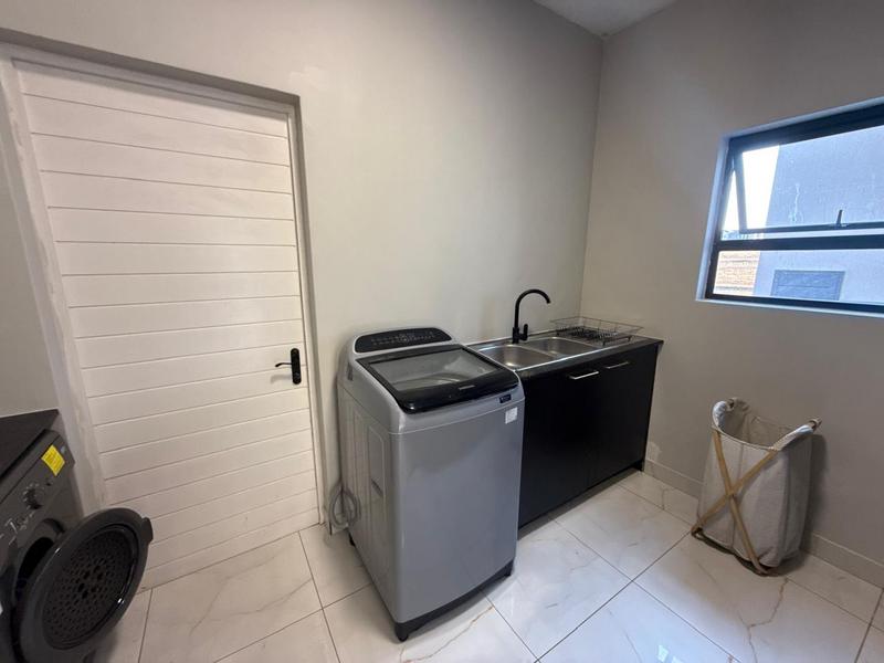 4 Bedroom Property for Sale in Midstream Meadows Gauteng