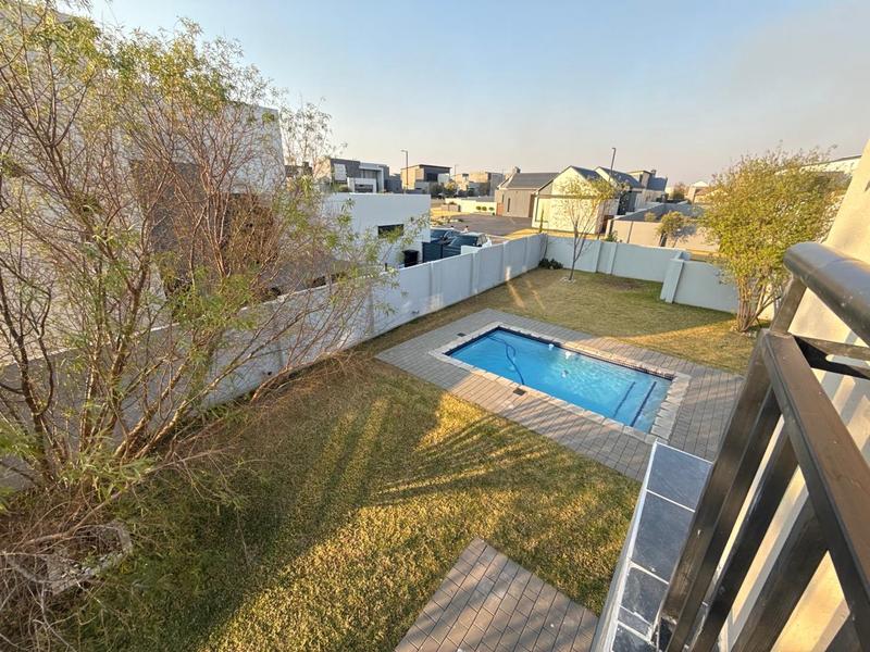 4 Bedroom Property for Sale in Midstream Meadows Gauteng