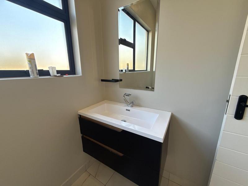 4 Bedroom Property for Sale in Midstream Meadows Gauteng