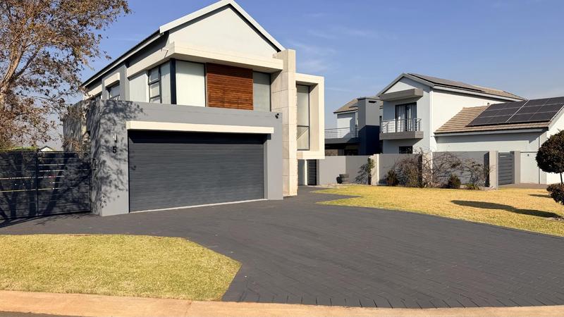 4 Bedroom Property for Sale in Midstream Meadows Gauteng