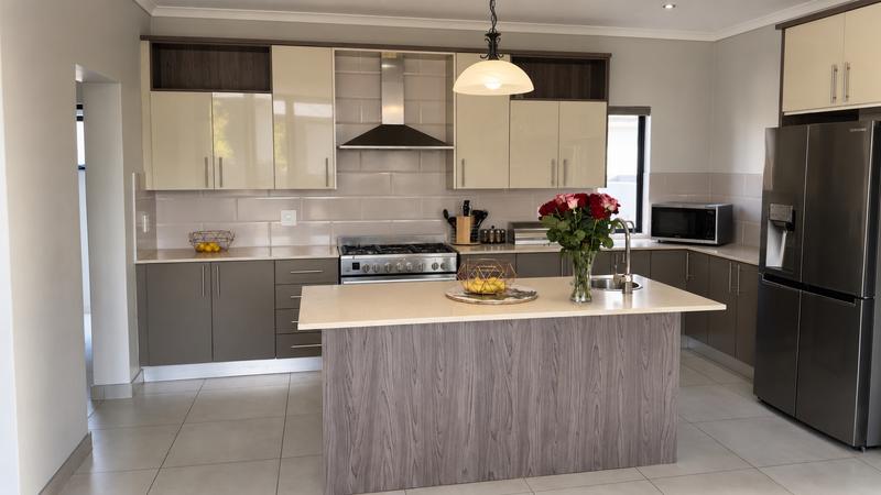 4 Bedroom Property for Sale in Midstream Meadows Gauteng