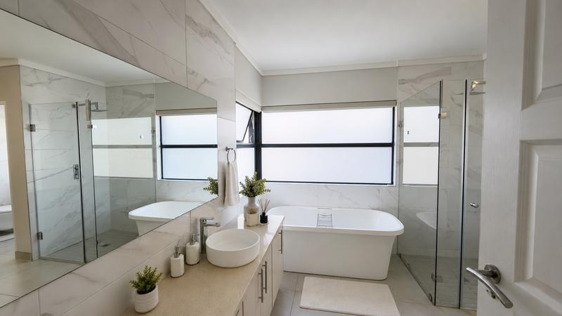 4 Bedroom Property for Sale in Midstream Meadows Gauteng