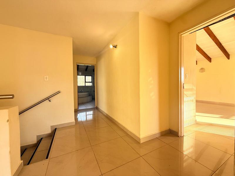 5 Bedroom Property for Sale in Woodmead Gauteng