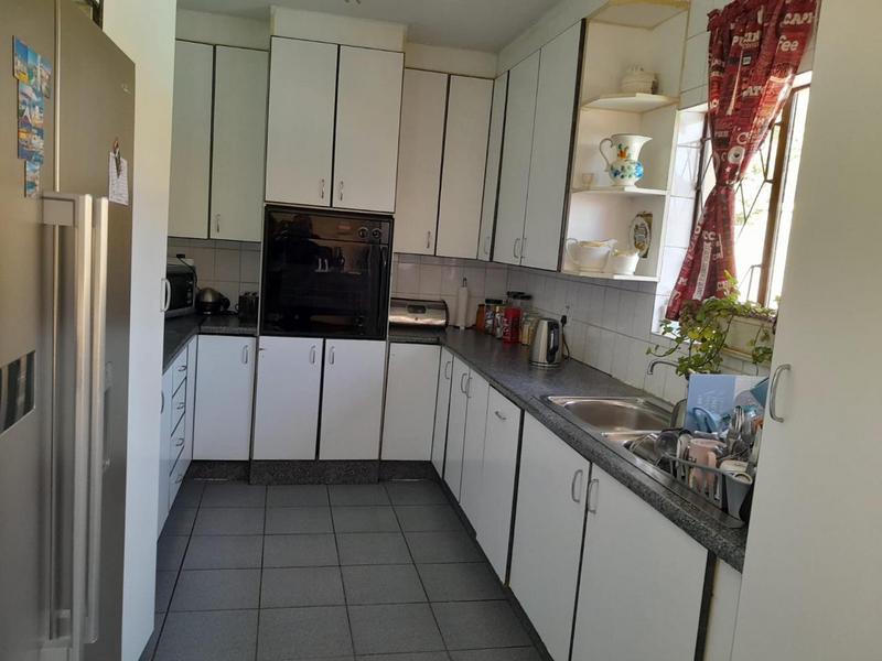3 Bedroom Property for Sale in Brackendowns Gauteng