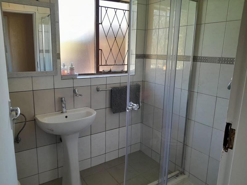 3 Bedroom Property for Sale in Brackendowns Gauteng