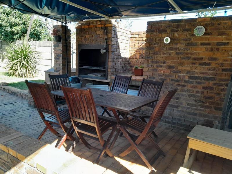 3 Bedroom Property for Sale in Brackendowns Gauteng