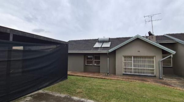3 Bedroom Property for Sale in Birchleigh Gauteng