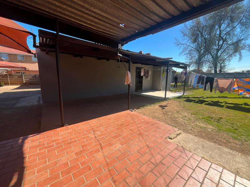 8 Bedroom Property for Sale in Kempton Park Central Gauteng