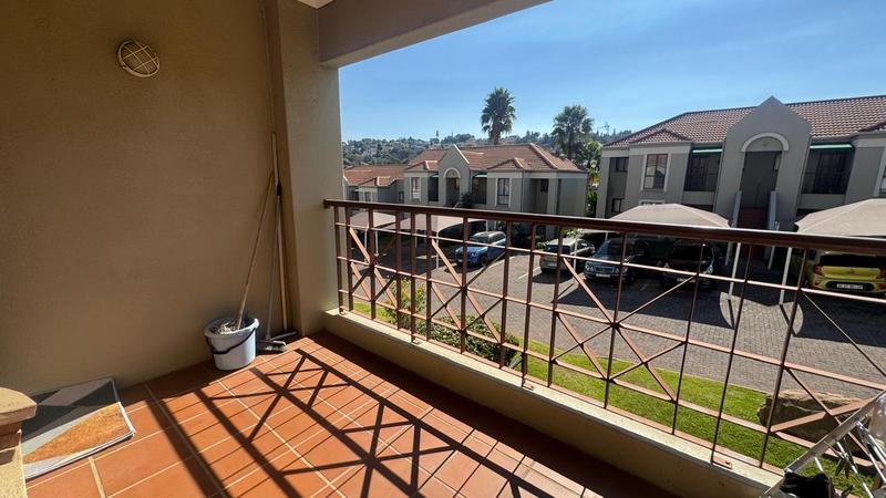 2 Bedroom Property for Sale in Oakdene Gauteng