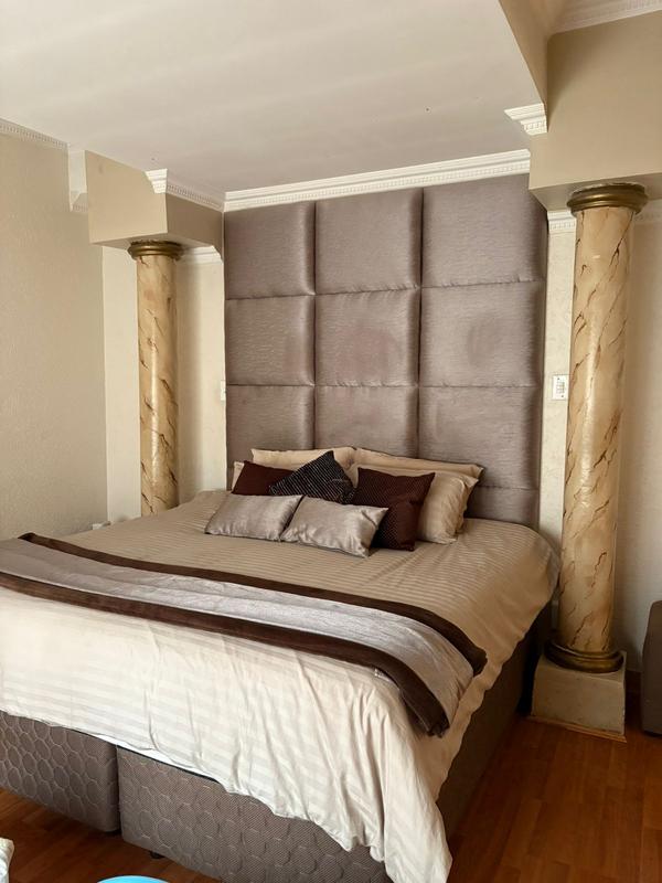 6 Bedroom Property for Sale in Laudium Gauteng