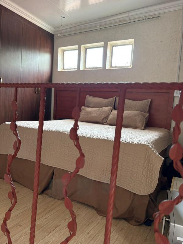 6 Bedroom Property for Sale in Laudium Gauteng