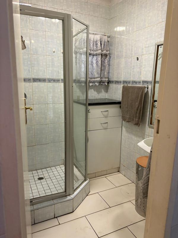 6 Bedroom Property for Sale in Laudium Gauteng