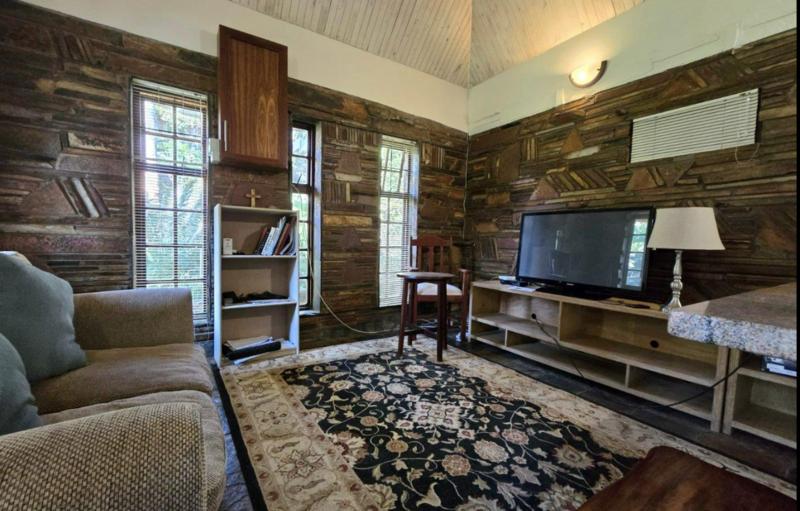 To Let 1 Bedroom Property for Rent in Waterkloof A H Gauteng