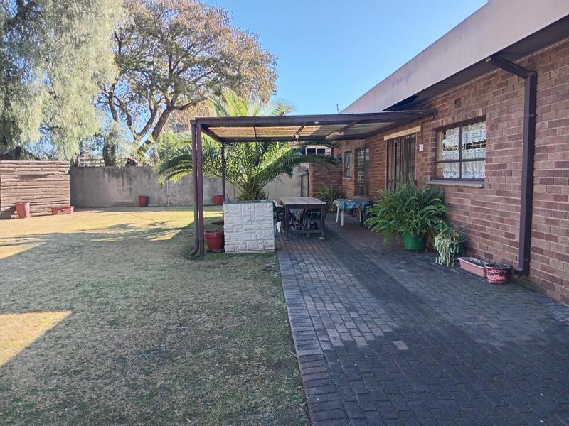 3 Bedroom Property for Sale in Vanderbijlpark Sw 2 Gauteng
