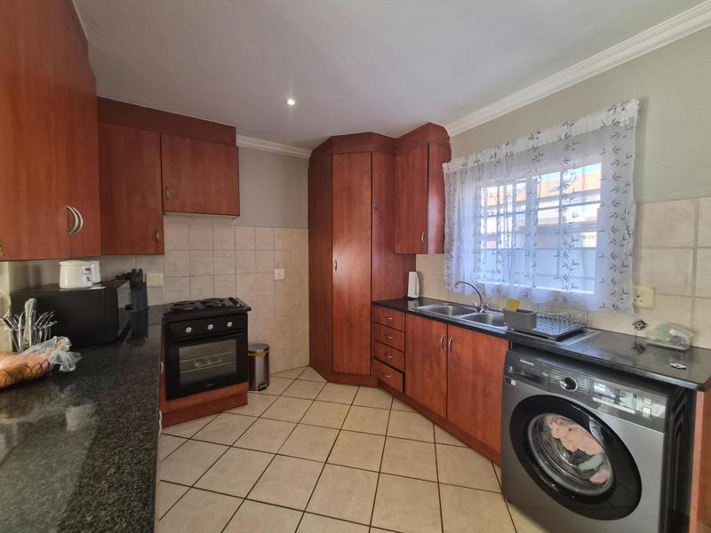 To Let 3 Bedroom Property for Rent in Annlin Gauteng