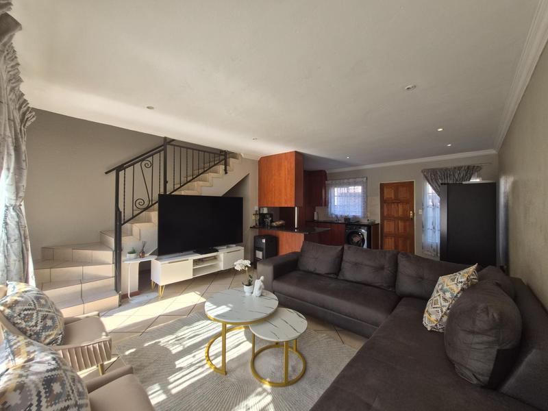 To Let 3 Bedroom Property for Rent in Annlin Gauteng