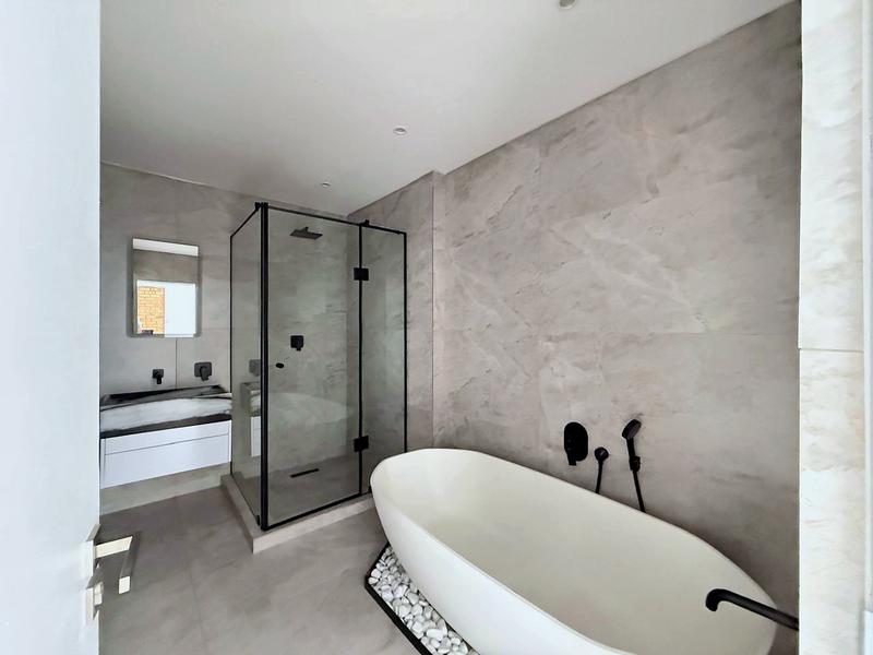 2 Bedroom Property for Sale in Broadacres Gauteng