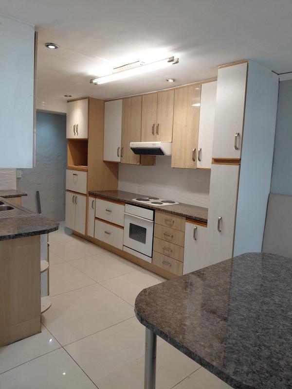 2 Bedroom Property for Sale in Montgomery Park Gauteng