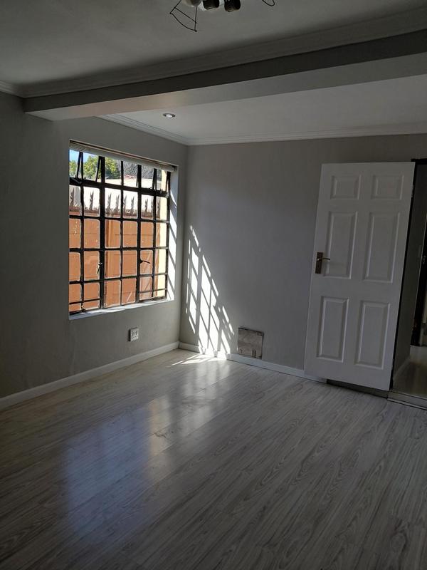 2 Bedroom Property for Sale in Montgomery Park Gauteng