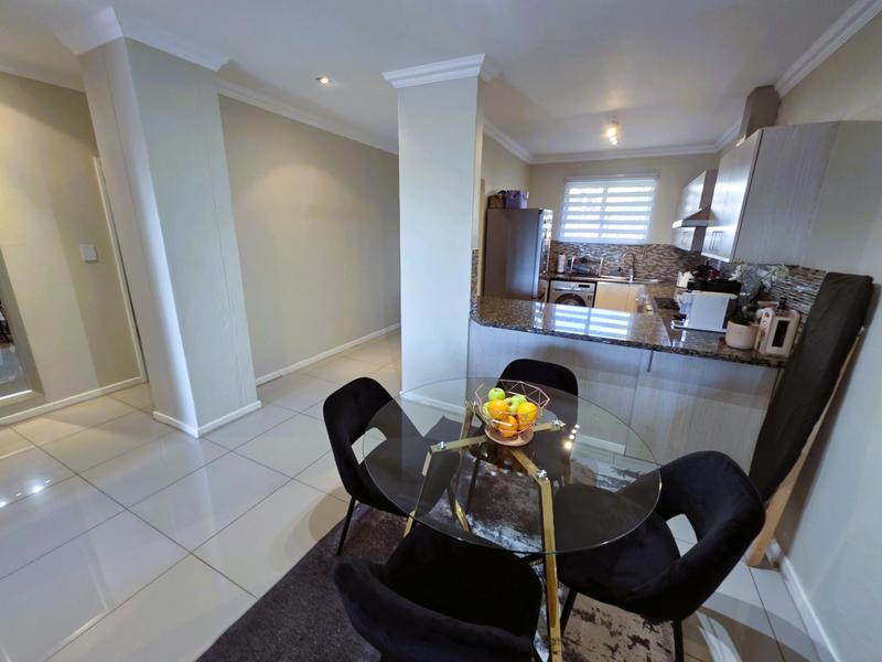 To Let 2 Bedroom Property for Rent in Sandton Central Gauteng