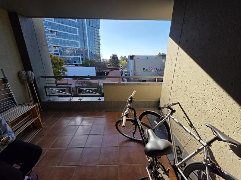 To Let 2 Bedroom Property for Rent in Sandton Central Gauteng