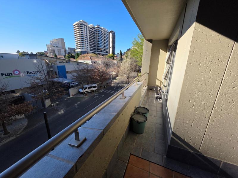 To Let 2 Bedroom Property for Rent in Sandton Central Gauteng