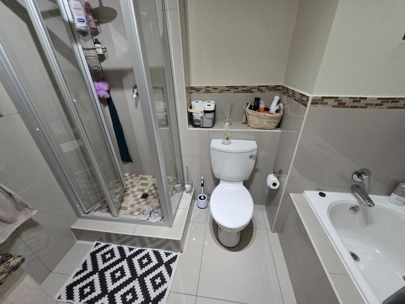 To Let 2 Bedroom Property for Rent in Sandton Central Gauteng