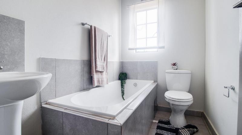 2 Bedroom Property for Sale in Boksburg Gauteng