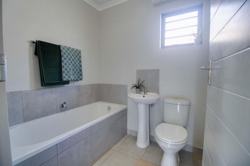 2 Bedroom Property for Sale in Selcourt Gauteng