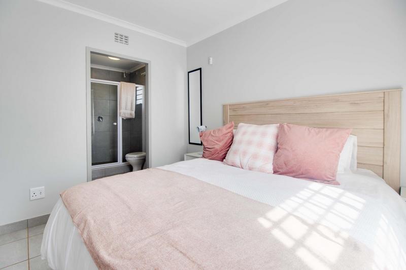 3 Bedroom Property for Sale in Selcourt Gauteng