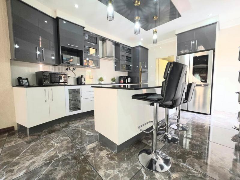 3 Bedroom Property for Sale in New Market Gauteng