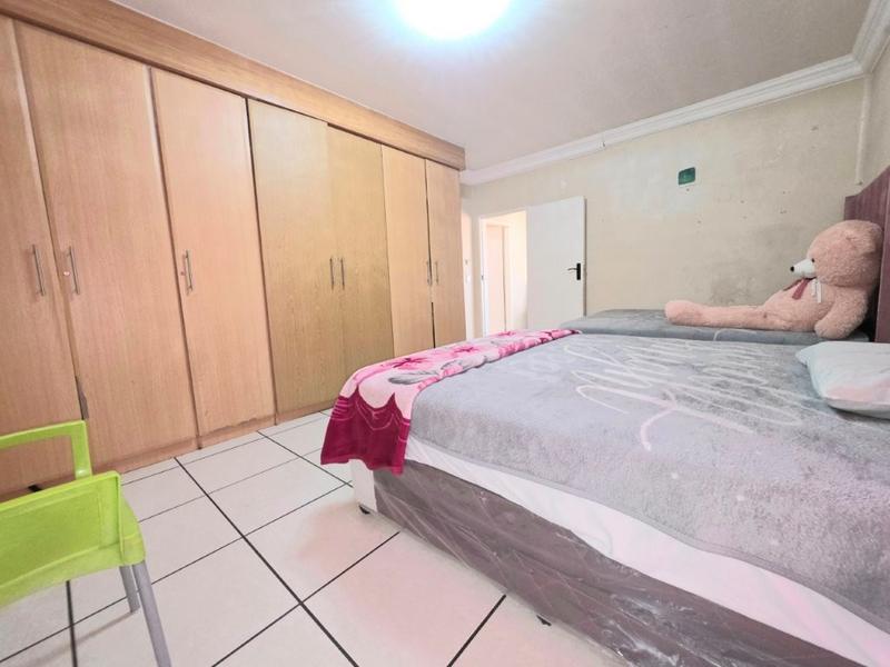 3 Bedroom Property for Sale in New Market Gauteng