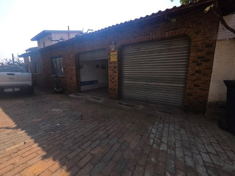 4 Bedroom Property for Sale in South Crest Gauteng