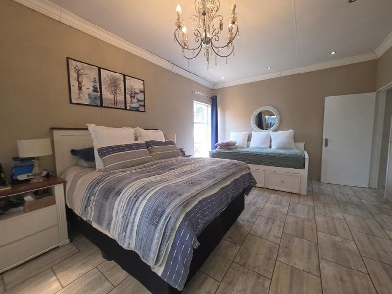 4 Bedroom Property for Sale in Verwoerdpark Gauteng
