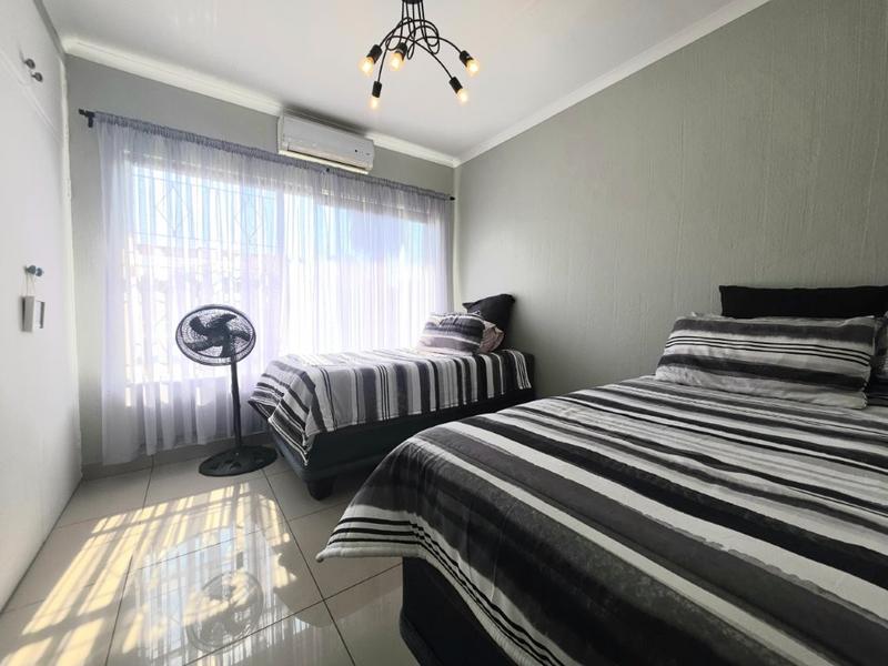 4 Bedroom Property for Sale in Verwoerdpark Gauteng