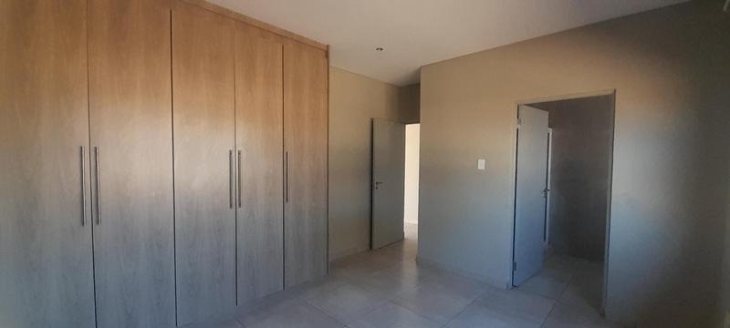 To Let 2 Bedroom Property for Rent in Zwartkop Gauteng