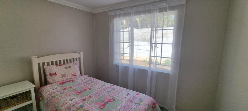5 Bedroom Property for Sale in Wierda Park Gauteng