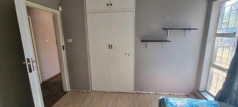 5 Bedroom Property for Sale in Wierda Park Gauteng