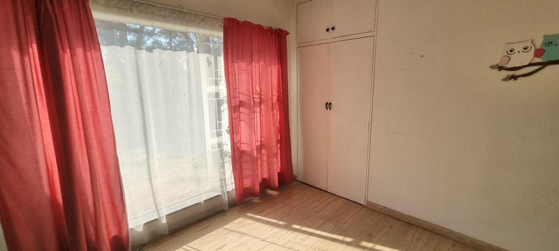 5 Bedroom Property for Sale in Wierda Park Gauteng