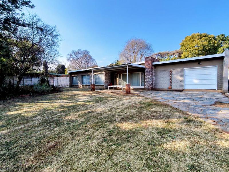 5 Bedroom Property for Sale in Wierda Park Gauteng