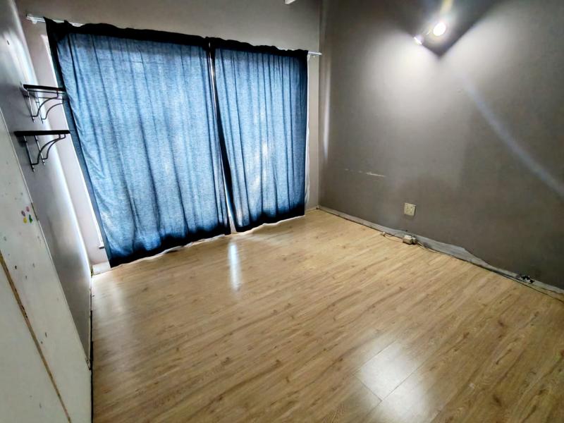 5 Bedroom Property for Sale in Wierda Park Gauteng