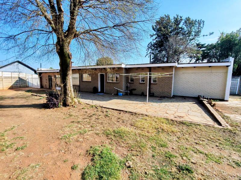 5 Bedroom Property for Sale in Wierda Park Gauteng