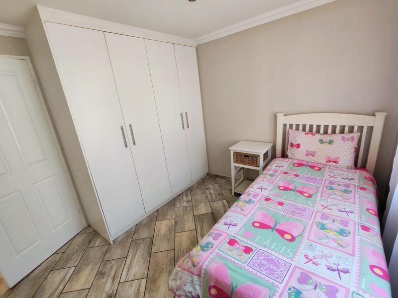5 Bedroom Property for Sale in Wierda Park Gauteng