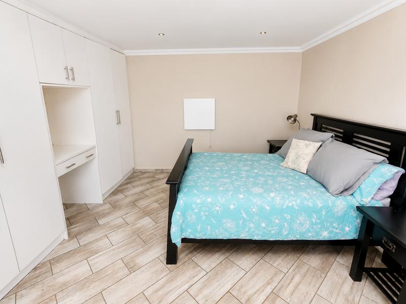 5 Bedroom Property for Sale in Wierda Park Gauteng