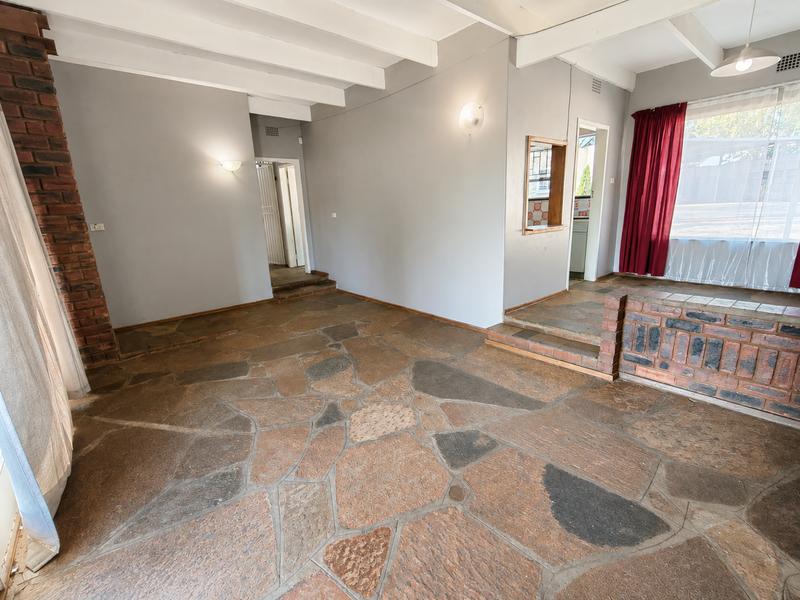 5 Bedroom Property for Sale in Wierda Park Gauteng