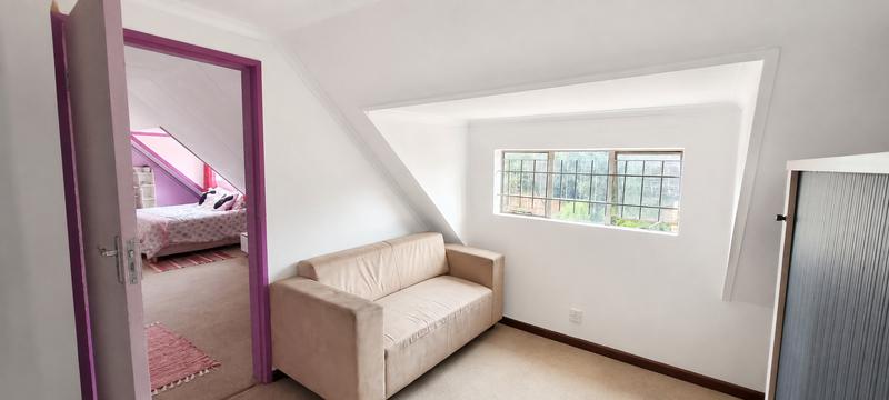 5 Bedroom Property for Sale in Zwartkop Gauteng