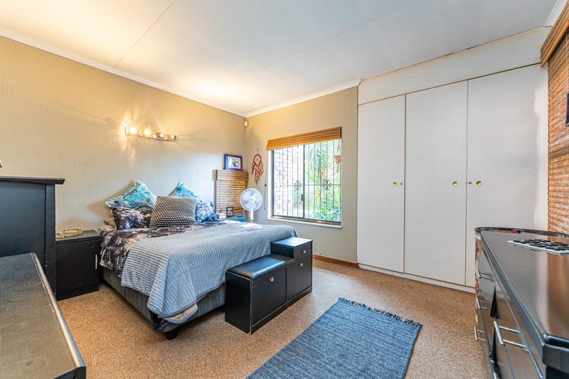 4 Bedroom Property for Sale in Northcliff Gauteng