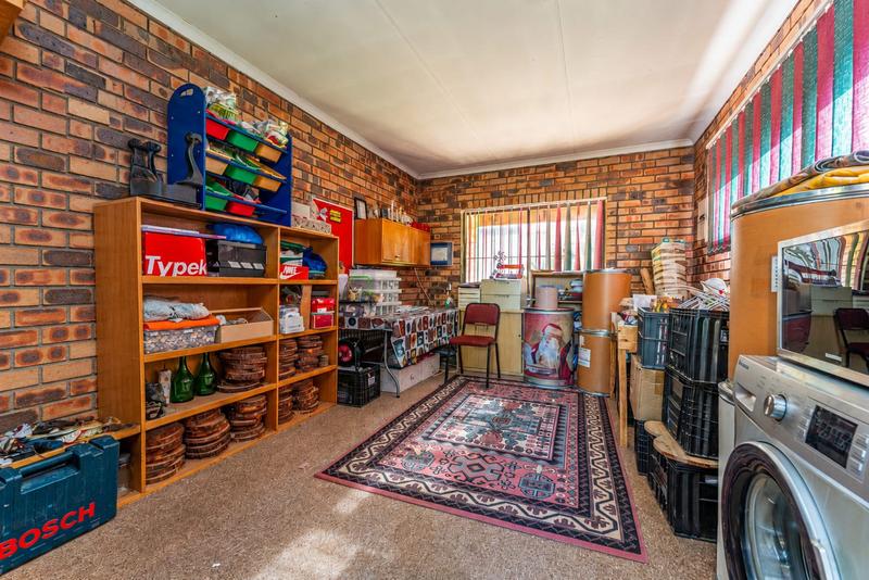 4 Bedroom Property for Sale in Northcliff Gauteng