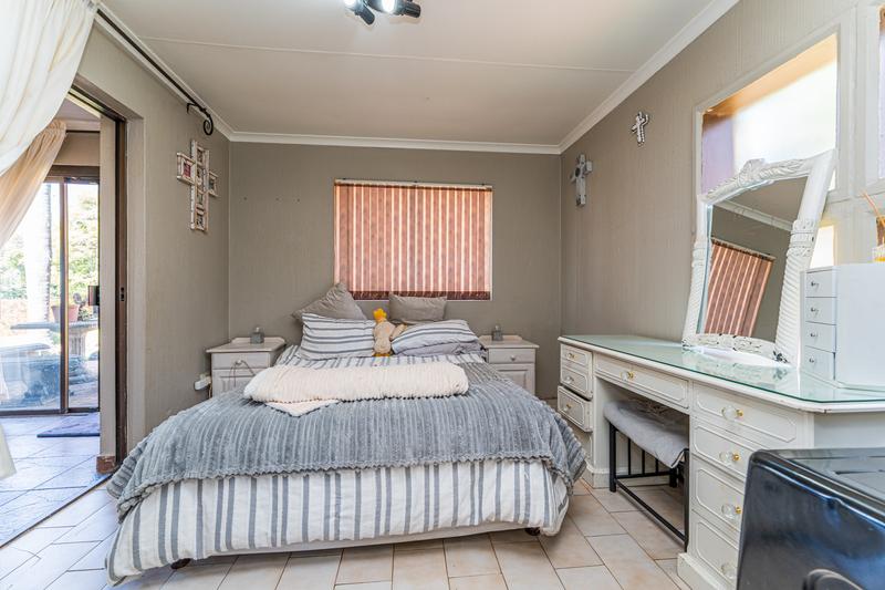 4 Bedroom Property for Sale in Northcliff Gauteng